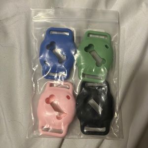 Pet AirTag cases 4 pack -New